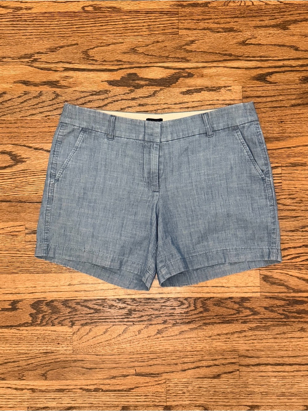 NWT J.Crew Women’s Chambray Shorts, Size 8
